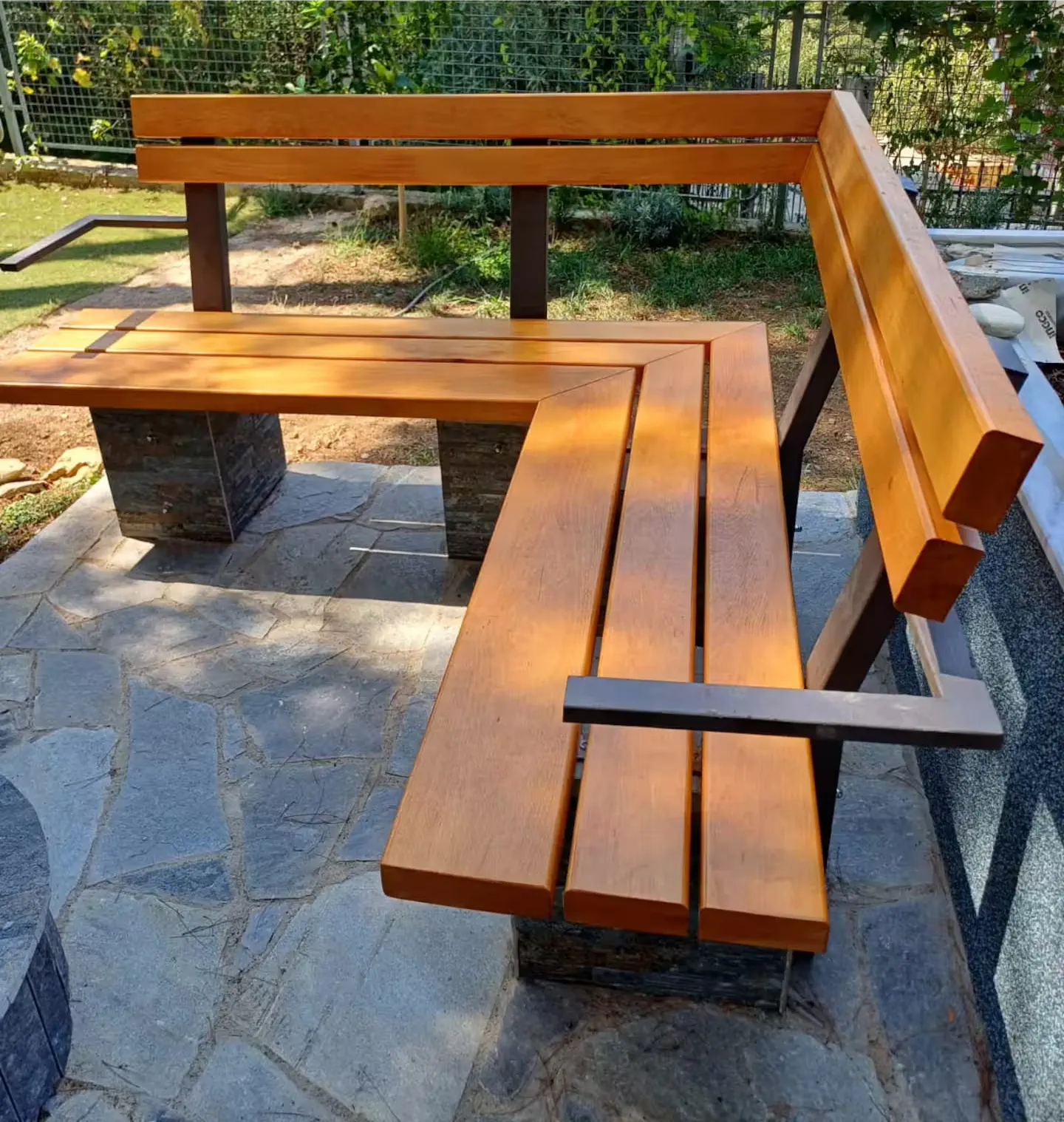 BBQ zone with wood-fired and gas grills at House in the Pines